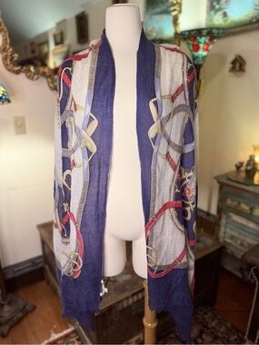 Tissue Weight Cashmere Navy & Ivory Chain Print Scarf